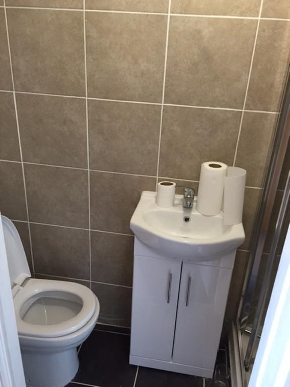 Hotel 140 Midland Road Luton  Zewnętrze zdjęcie