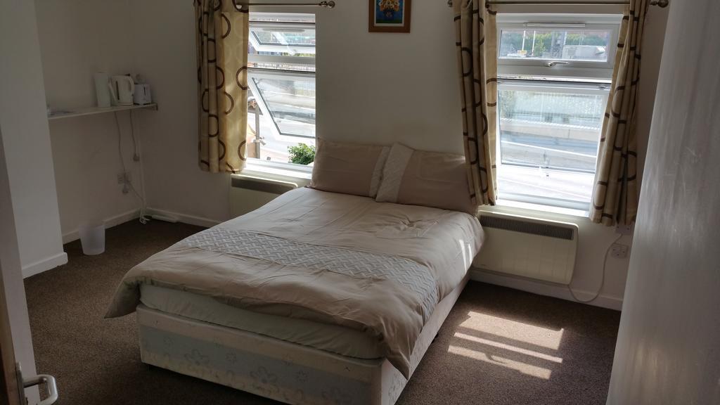 Hotel 140 Midland Road Luton  Zewnętrze zdjęcie